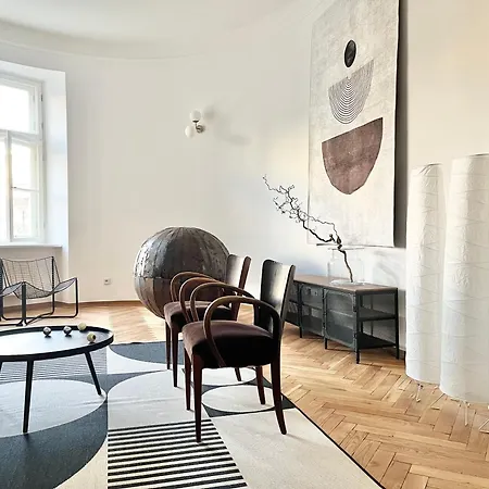 Lwowska 6 Centrum *